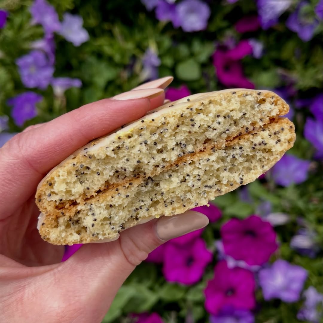 Lemon Poppyseed Cookie from CoCo’s Coffee Shop